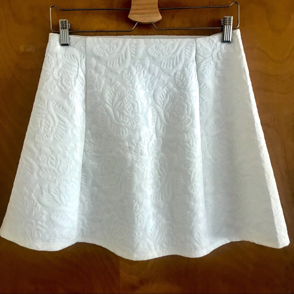 Zara White Jacquard Skirt